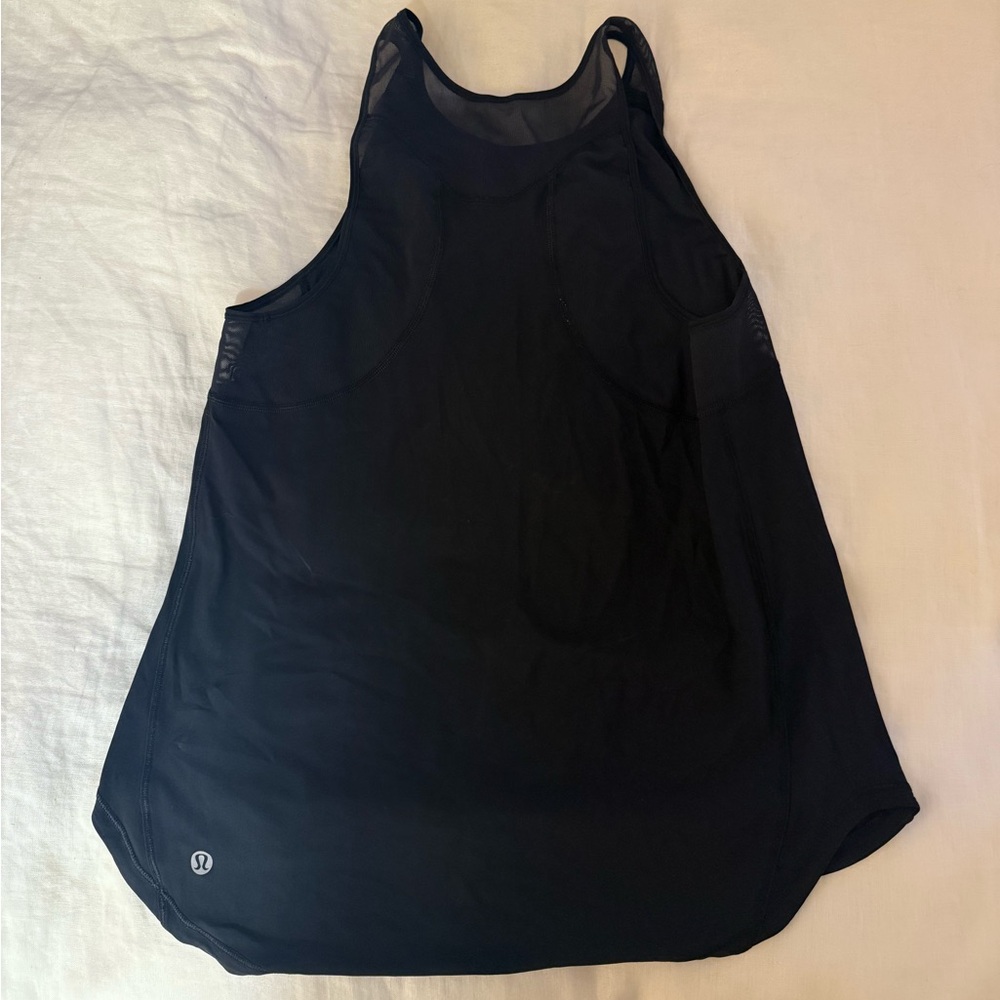 lululemon mesh detailing top